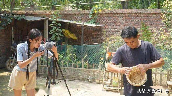 网红麦小登为啥排第二,麦小登网红排行榜