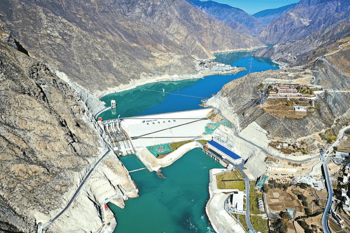 四川新闻22点重播,四川新闻快讯