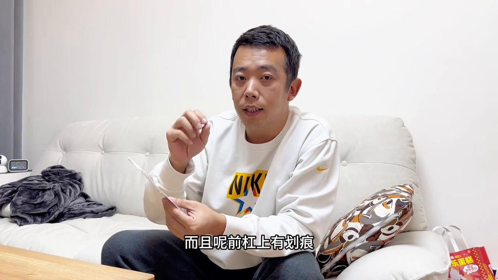 路虎发现运动前挡风玻璃修复,路虎发现4前挡风玻璃怎么拆