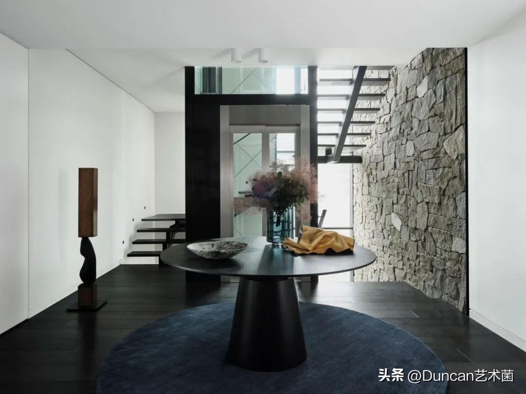 悉尼女神设计师BiancaFraser无法界定的独特风格