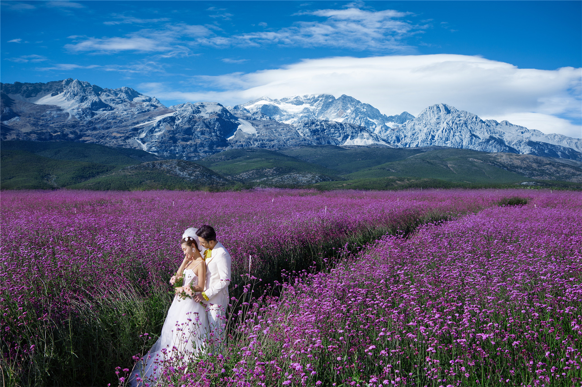 旅拍婚纱照前十名公司,铂爵旅拍丽江旅拍价目表