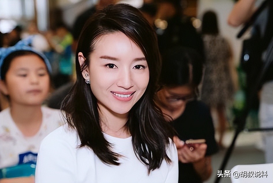 43岁董洁直播,43岁董洁直播带货评论区大翻车