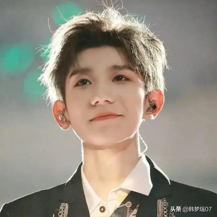 黄明昊年轻时有多厉害,黄明昊参加少年可期有多聪明