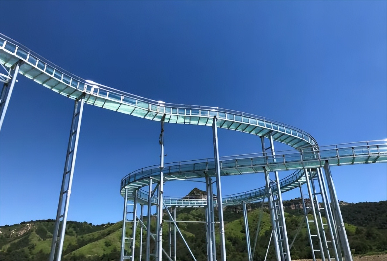 重庆正规玻璃水滑道厂家,重庆玻璃水滑道专业设计厂家