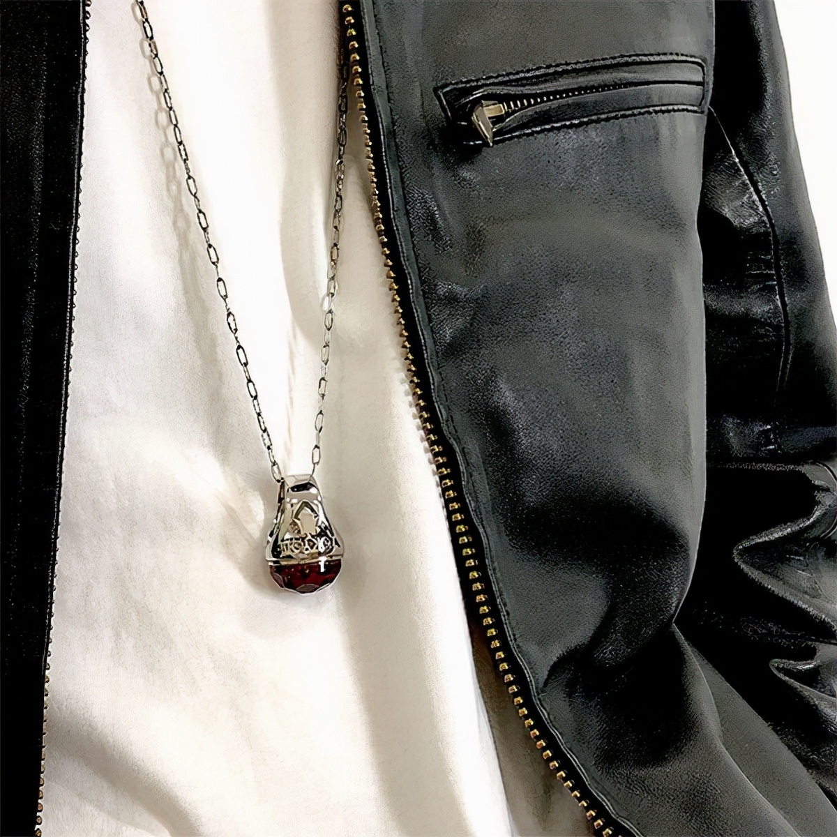 模玩动漫周边店铺,eva模玩100元