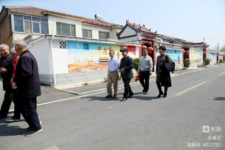 走进典范领略强村风采——淄川区诗词学会双杨镇采风