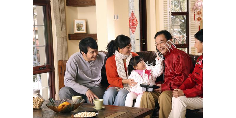 男邻居说捡到了我的衣服，我上去看了才发现那是我的内衣