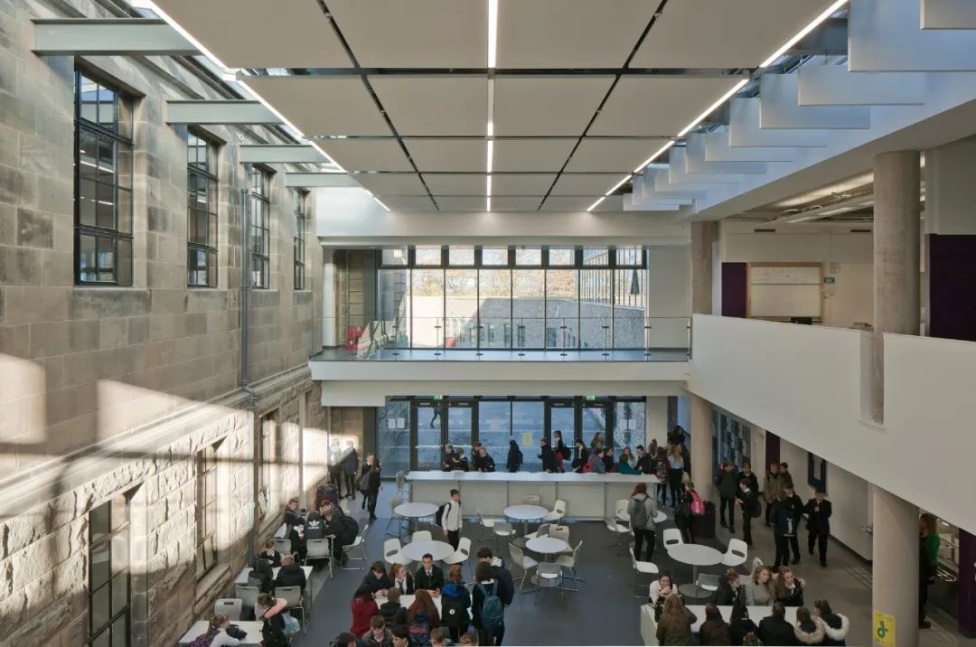 历史遗产的天然教科书｜建在百年历史保护区的学校合集