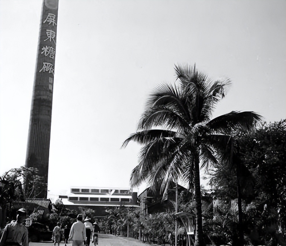 老照片：1950年“*攻反**大陆”口号下的台湾军民风土人情