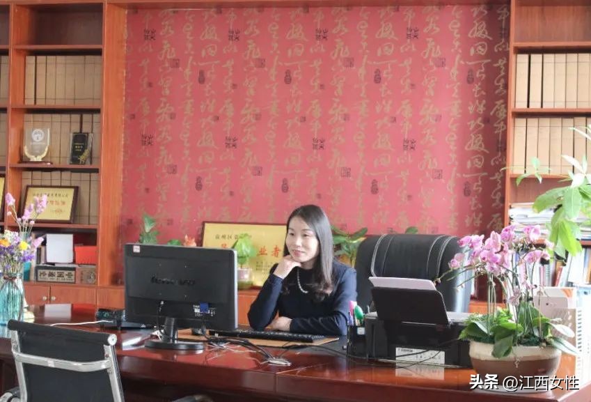 赣鄱巾帼创之创业创新篇丨付敏冰：袁州医药工业园里的一抹靓丽风景