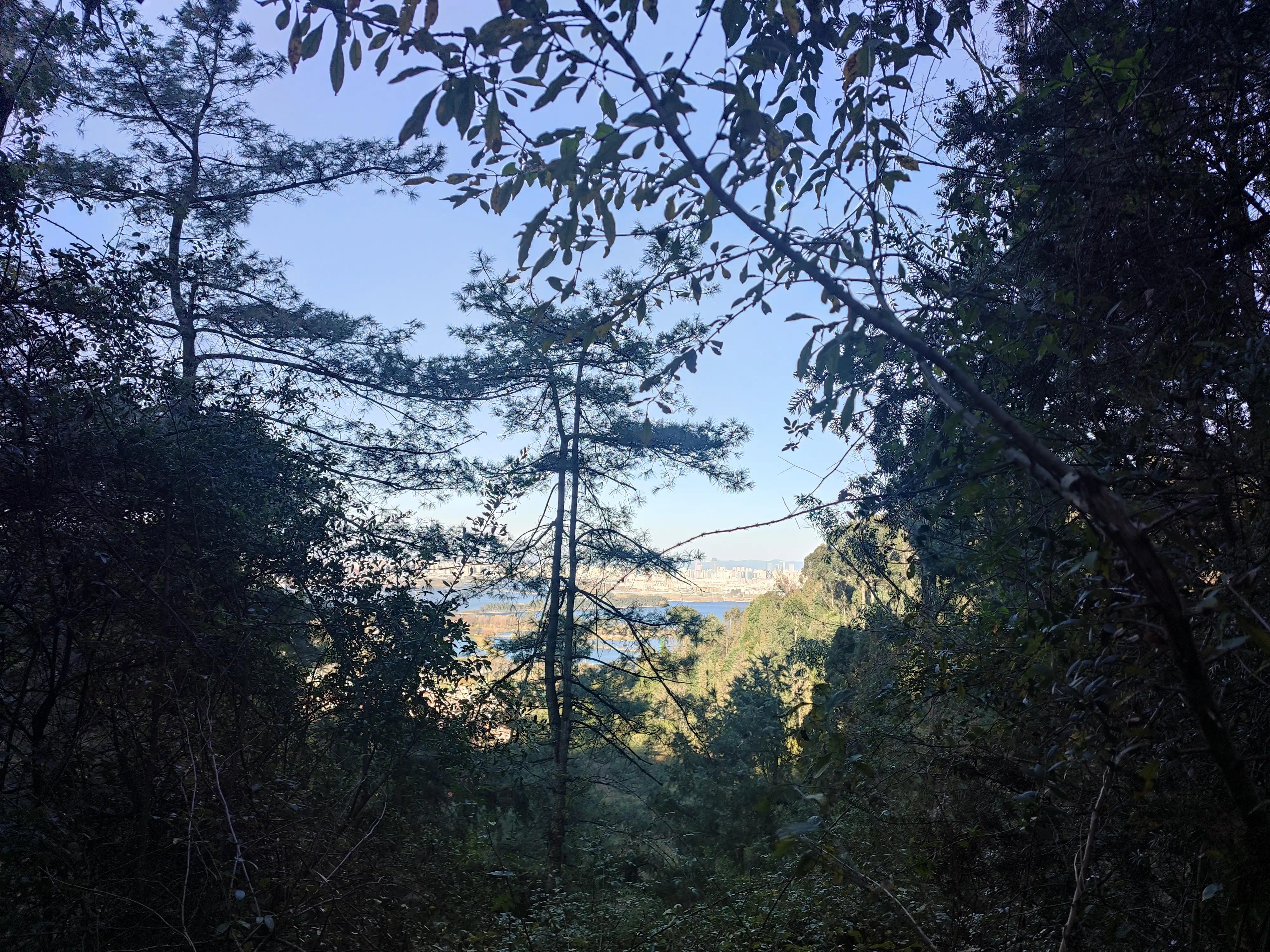 昆明西山区这边值得打卡的地方,昆明西山值得打卡吗