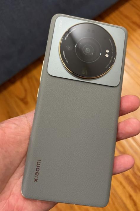 三星galaxynote20ultra和iqoo9,安卓阵营最顶尖的手机是三星吗