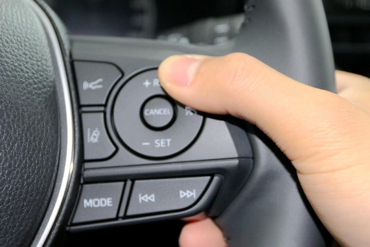 大热必火全新rav4荣放初体验,动感时尚的全新rav4荣放表现如何