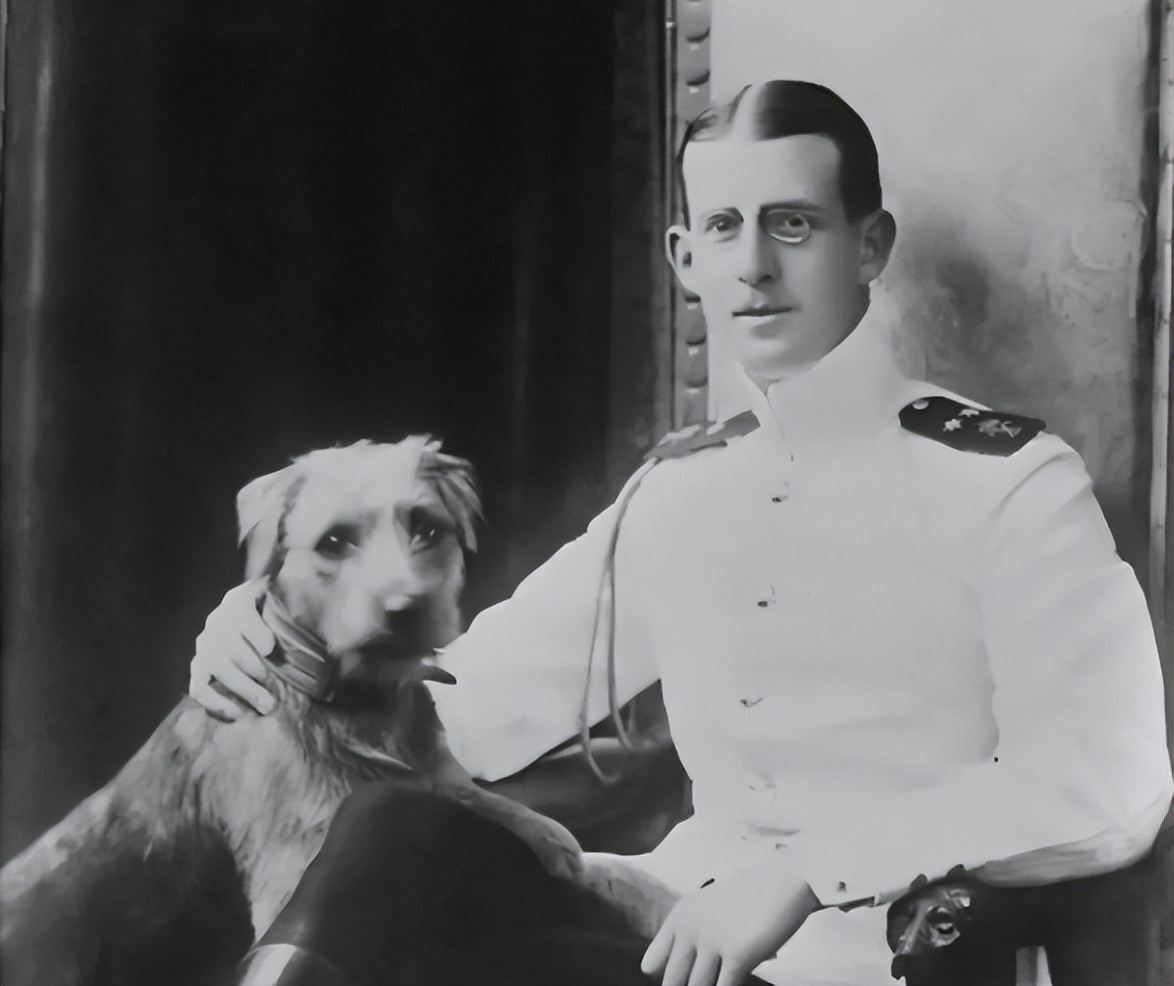 菲利普亲王的苦命母亲,菲利普亲王苦命却伟大的母亲