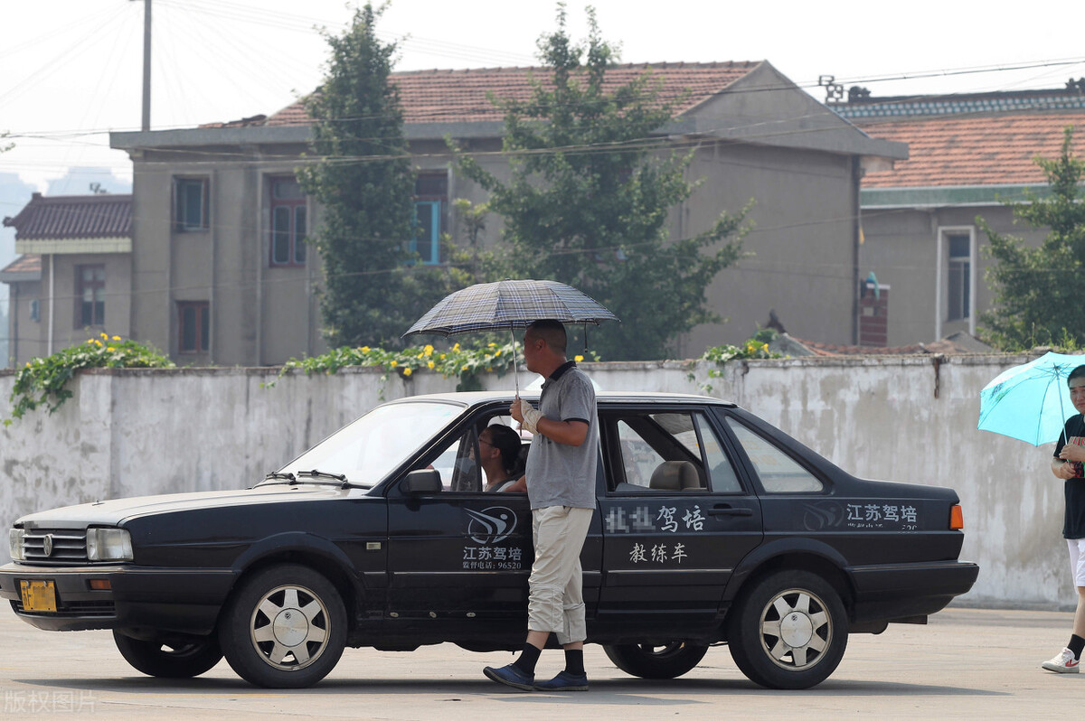 驾照就剩25天还能再考几次,驾照今年能自学了吗