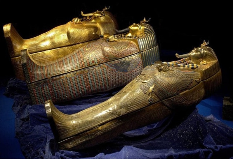 一组真实的照片:120米的长距离水漂,墨西哥的陶土武士