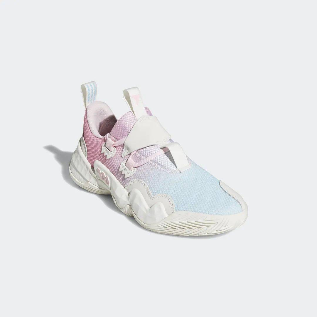 拉塞尔和国产篮球鞋,安踏拉塞尔球鞋一代