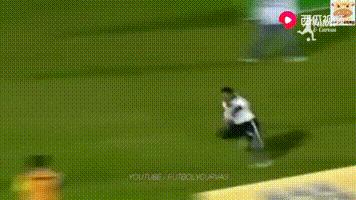 盘点足坛的搞笑迷惑瞬间,世界足球史上最搞笑的瞬间