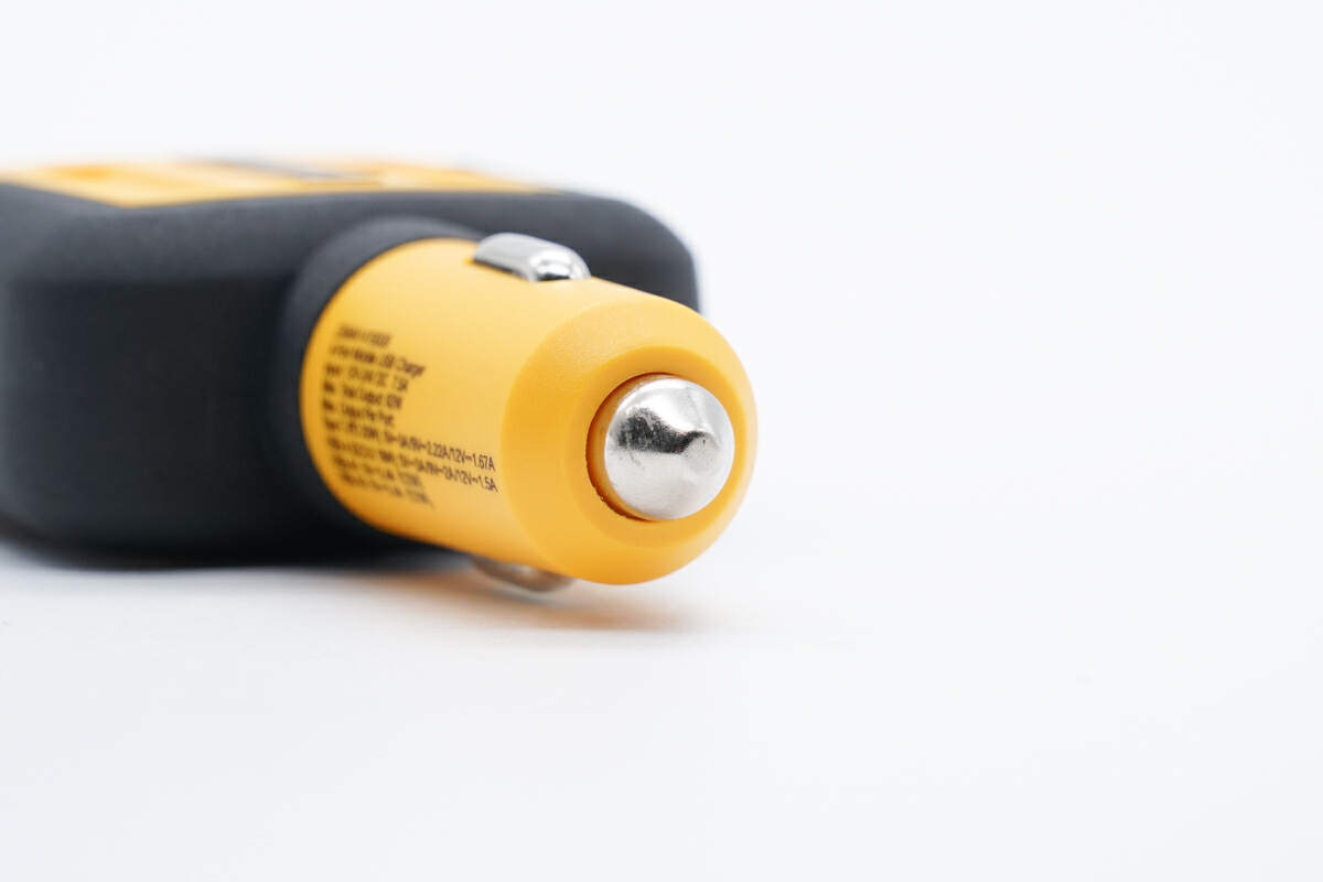 车载充电器隐藏式66w评测,得伟车载充电器评测