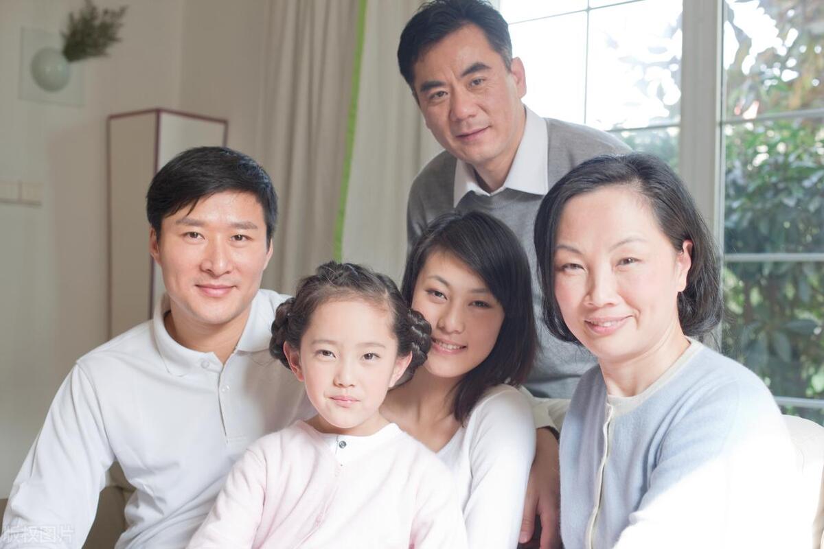 老人分到80万征收款全给亲生女儿,征收款175万妻子却被赶出家门