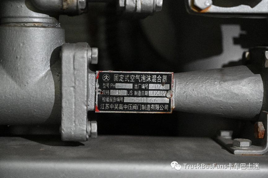 红色战车老消防车,红色北奔消防车