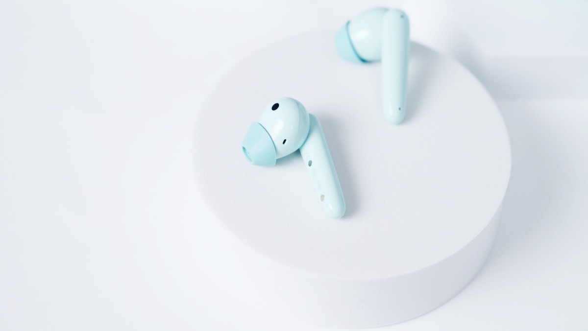 华为蓝牙耳机freebudsse音质评测,华为freebudsse2入耳测评