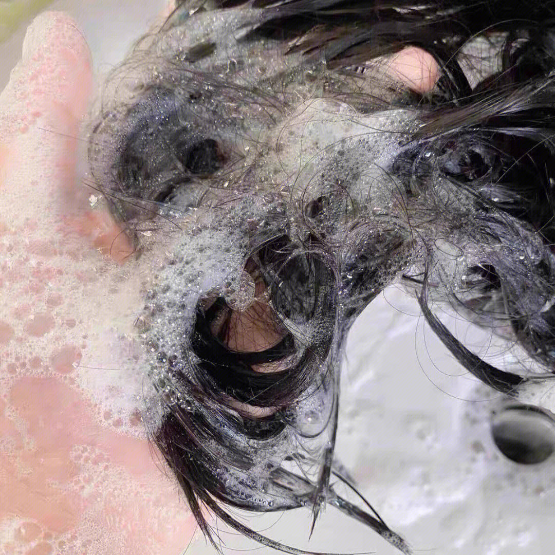 怀孕后用什么洗发露防掉发,怀孕后头发特别油是怎么回事