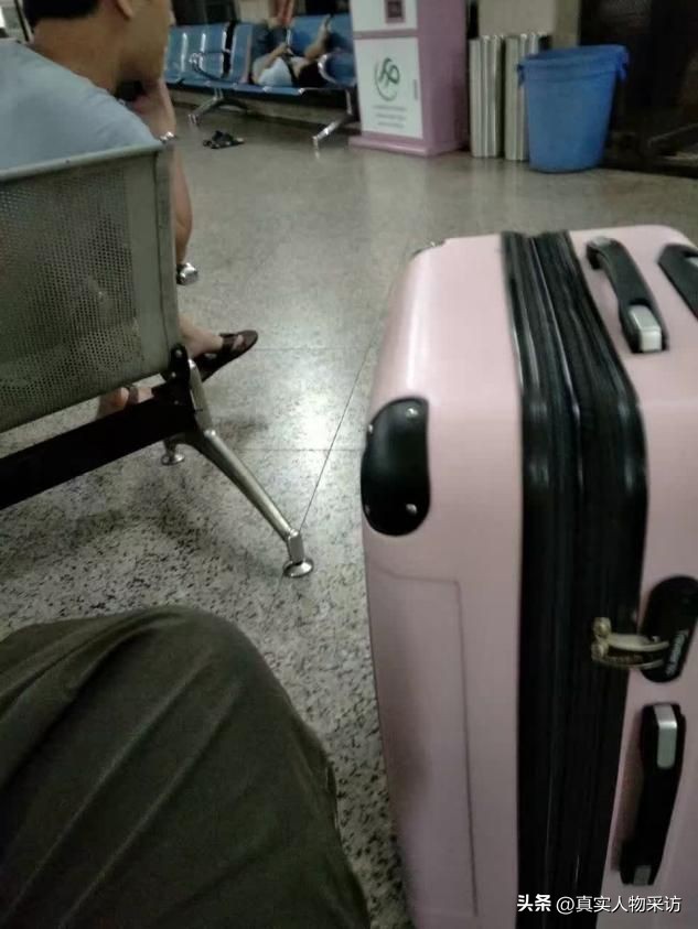 我，福建人，在老挝生活6年，这里人非常佛系，很穷但幸福指数高