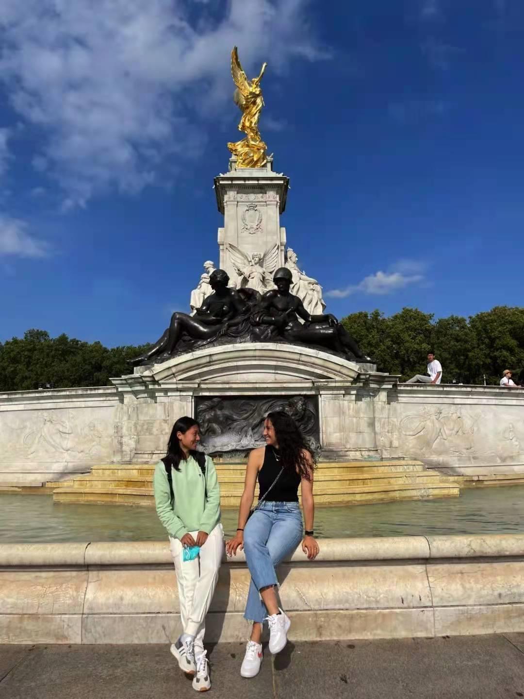 00后中国选手打破纪录,中国00后奥运小将夺金瞬间