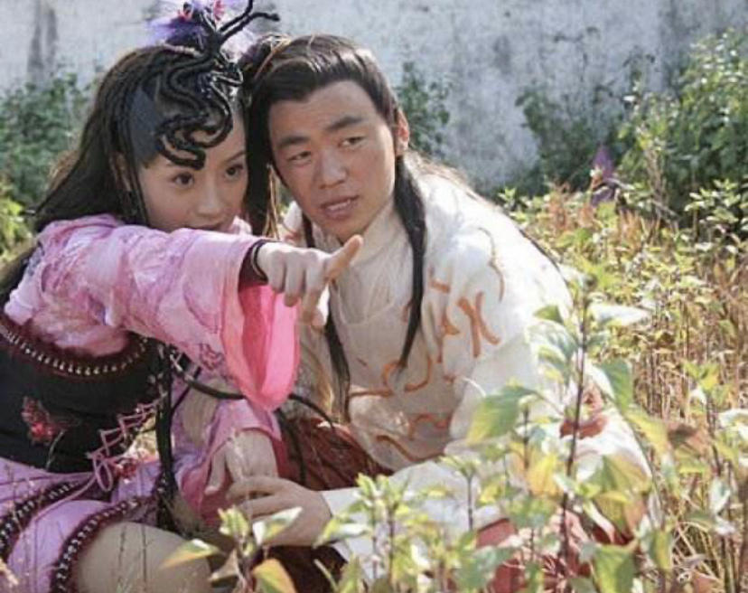 鸡毛穿一身、通天大脑门…国产神话剧的惊人造型，他们全都承包了