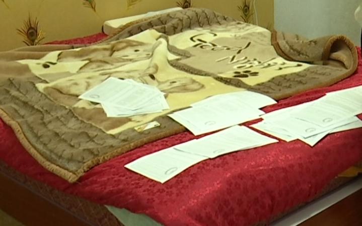 16岁女孩半年花掉爸妈40万,少年三天花光父母的20万