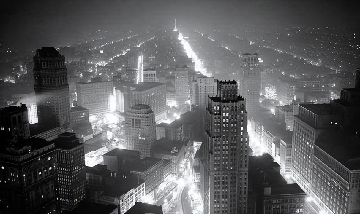 美国底特律破产告诉我们什么,底特律何时破产