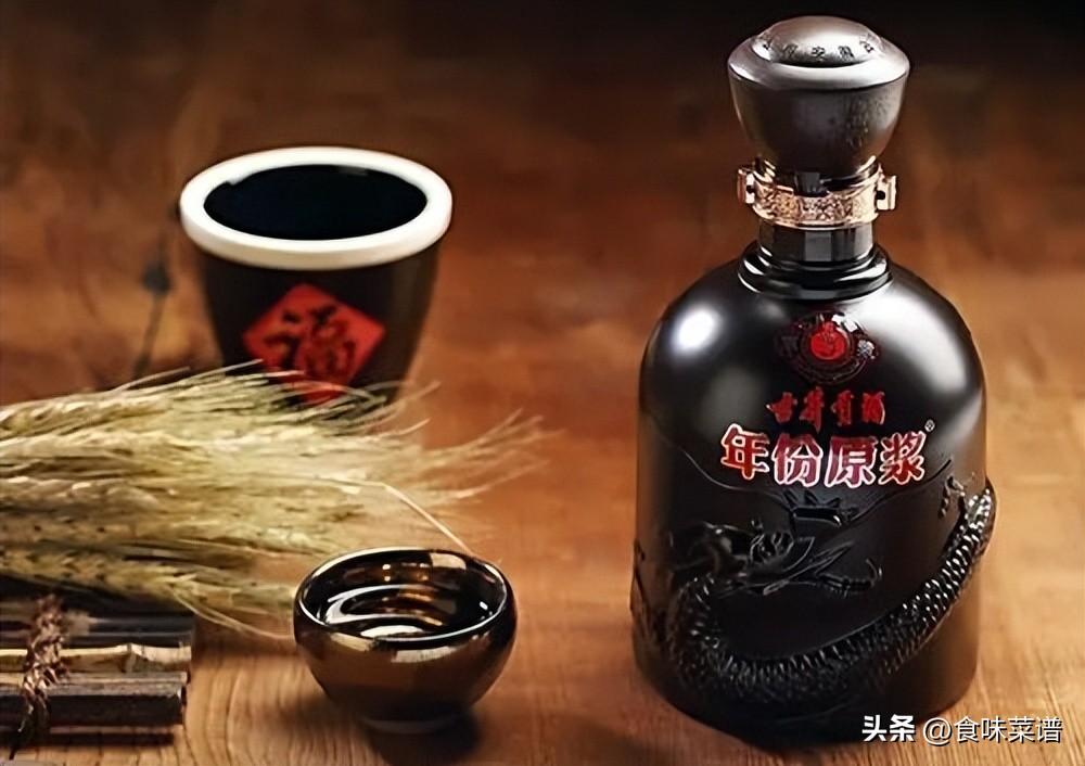 喝洋酒第二天起来头痛是不是假酒,喝了假酒之后头痛了两三天正常吗