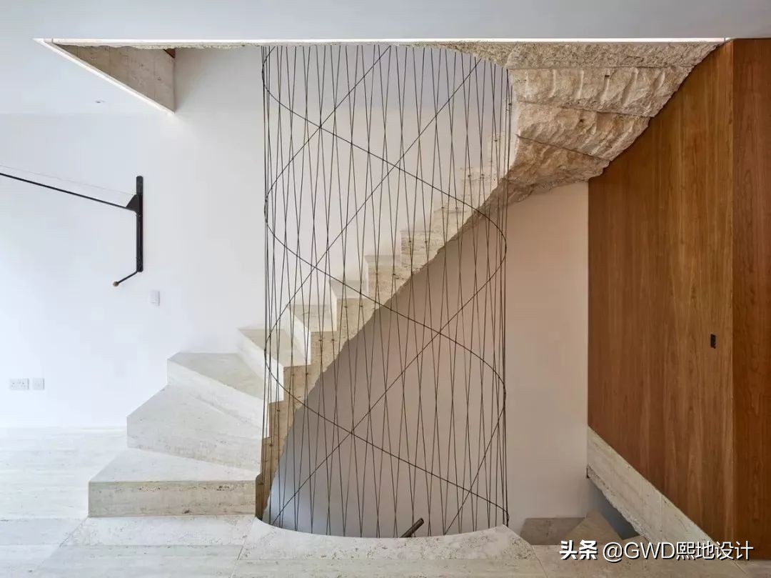 盘点那些设计错误的楼梯,关于楼梯的设计