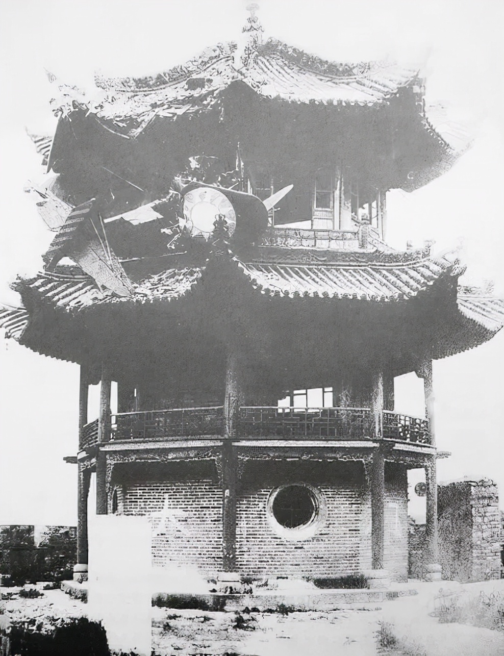 抗日战争时期，许希麟和刘粹刚的绝世之恋：并肩杀敌，深深相爱