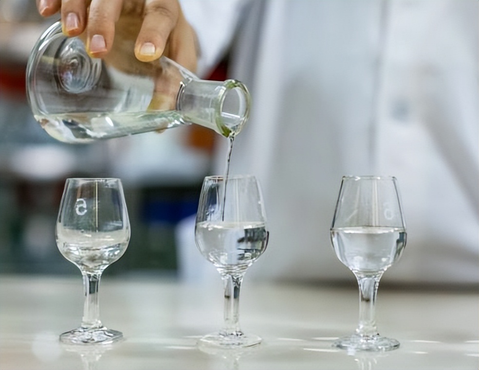 勾兑的酒都是酒吗,没勾兑酒是好酒吗