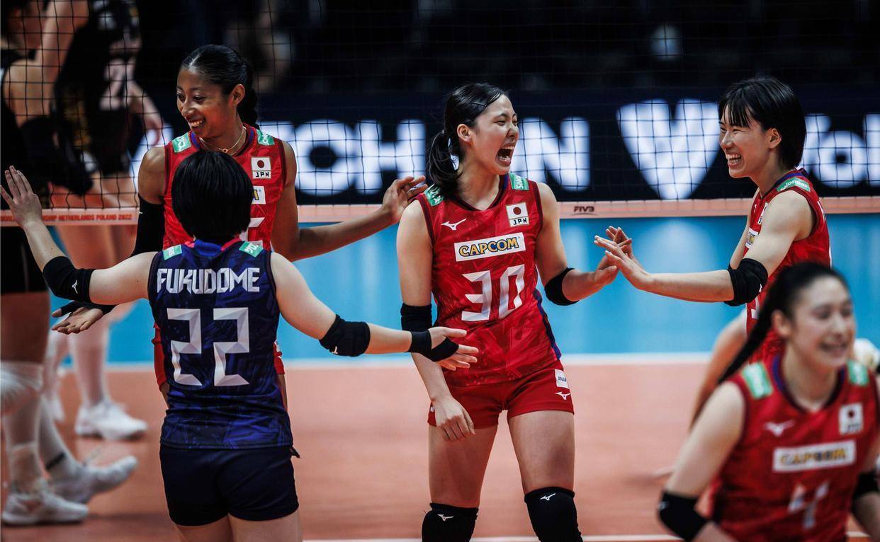 女排世联赛输了哪几场,女排世联赛逆转四连败