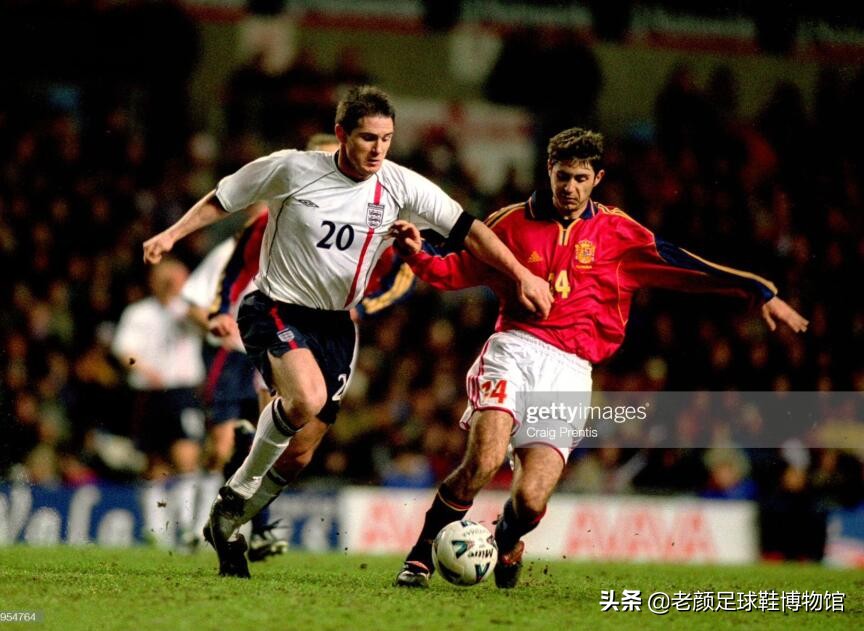 菲戈跑男穿的运动鞋,菲戈职业生涯穿过的足球鞋