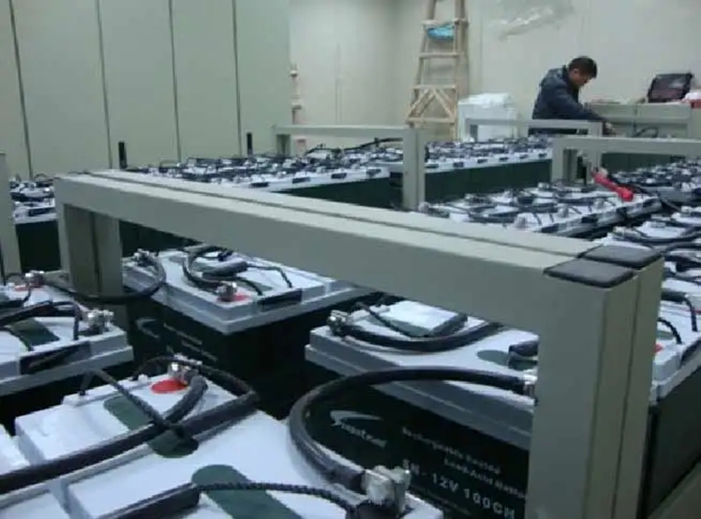 电瓶修复时电压反而下降,电瓶修复后有什么现象