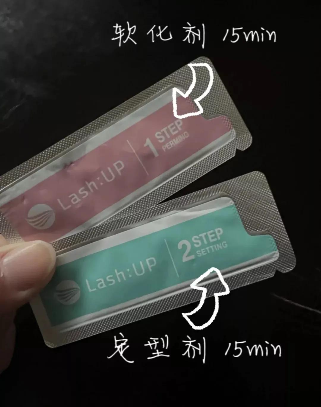 2021减龄最火发型齐刘海,减龄短发18岁