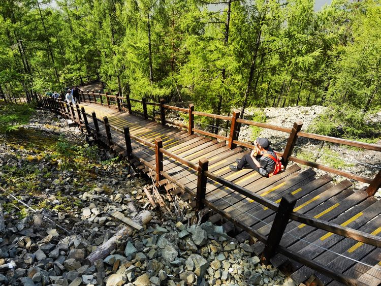 龙江县龙江第一湾,龙江第一湾山顶全貌