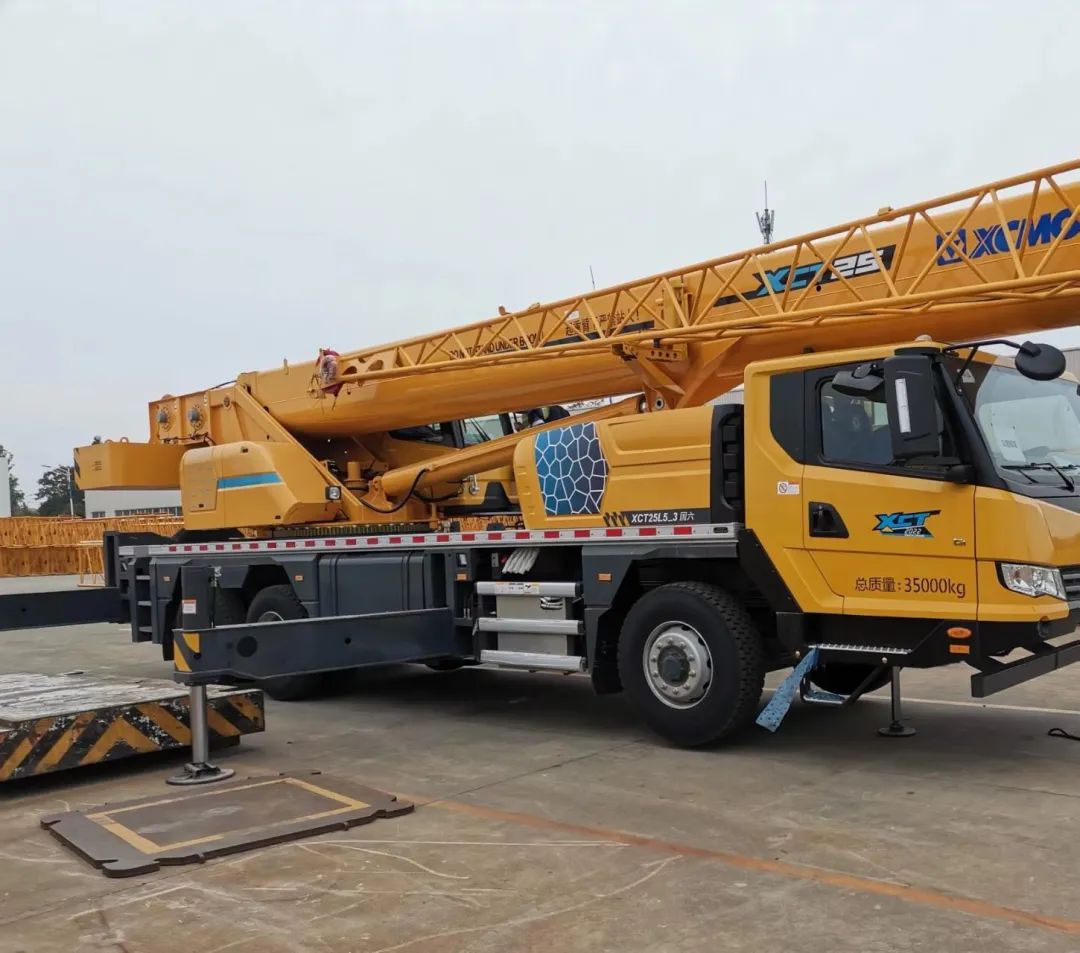 徐工xct25l5大臂长度多少米,徐工xct55l5新款多少钱