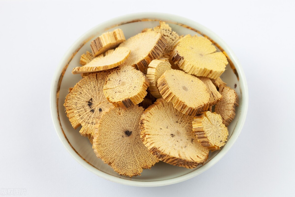 中医一招搞定湿热,一张神奇方子治上热下寒