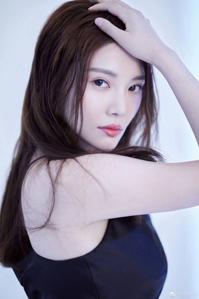 徐冬冬意大利足球宝贝代言人,徐冬冬是正宗椰汁的品牌代言人吗