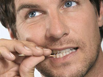 吃饭咬到腮帮子缺维生素吗,吃饭总咬腮帮子吃什么药