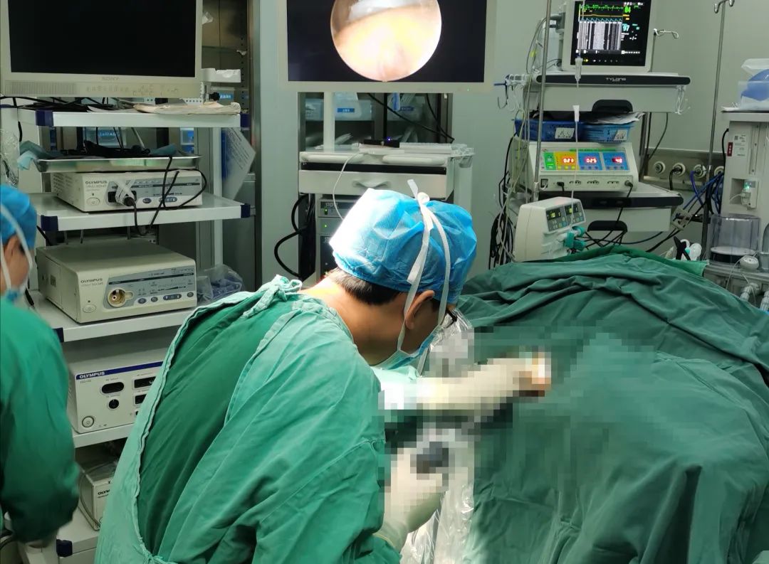 家长要小心儿童鼻腔异物,家长注意幼儿口袋里物品