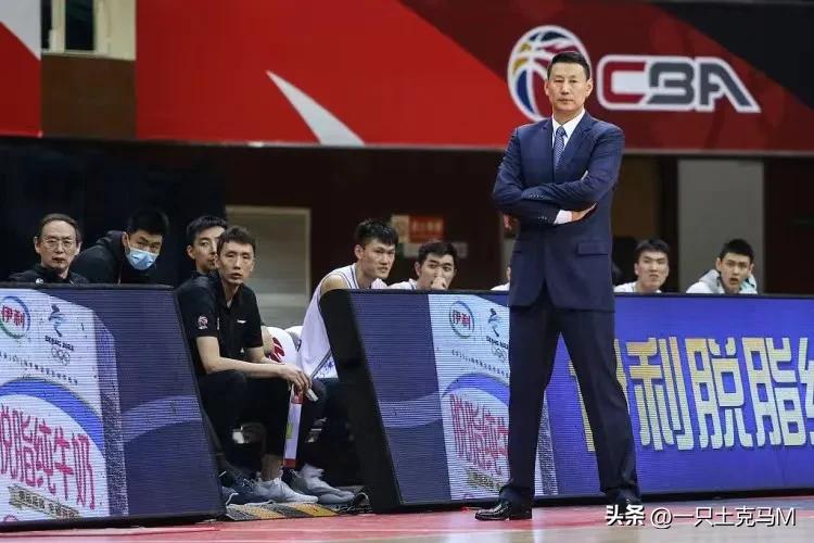 中国篮球和足球,把观众当傻子的篮球剧