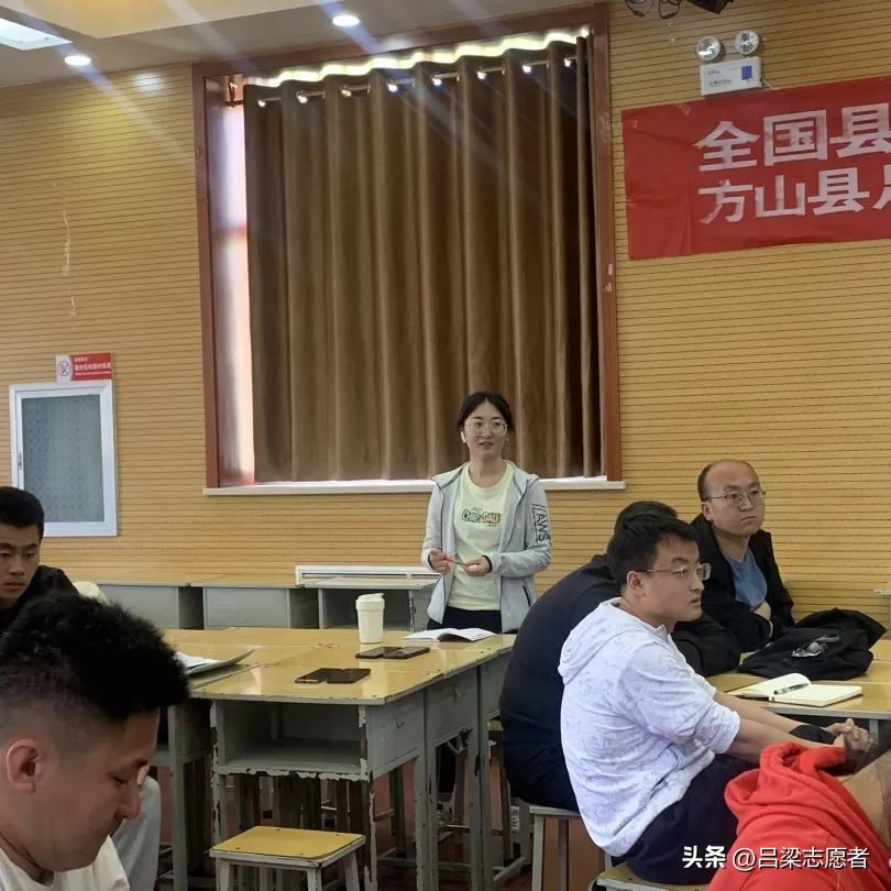 展现足球魅力演绎足球风采