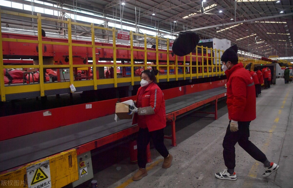 快递界的“拼夕夕”，极兔只用一天，冲击中国快递前五宝座