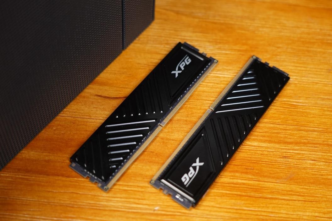 13490f配华硕b760mplusd5主机,b760主板13490和12600kf怎么选